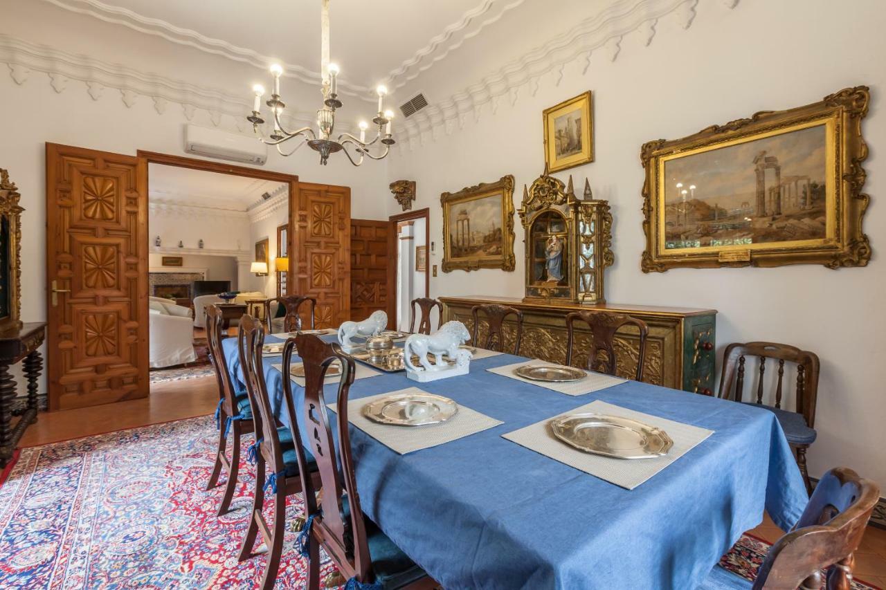 Villa Elvira, Exclusive Pool And Gardens In The Heart Of Sevilla Экстерьер фото