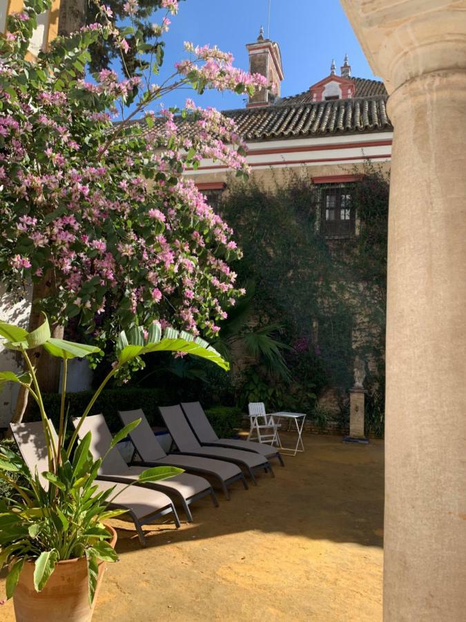 Villa Elvira, Exclusive Pool And Gardens In The Heart Of Sevilla Экстерьер фото