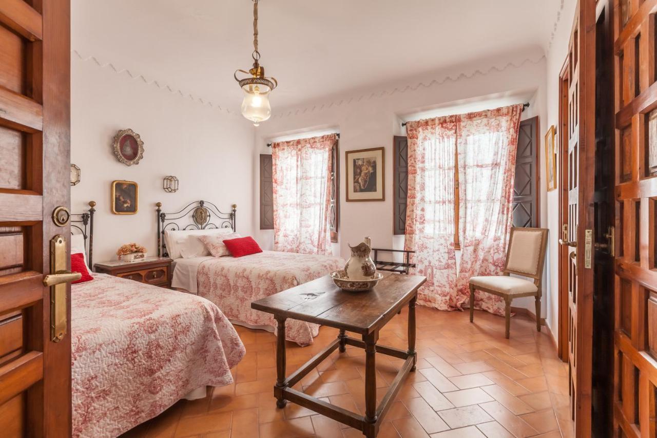Villa Elvira, Exclusive Pool And Gardens In The Heart Of Sevilla Экстерьер фото